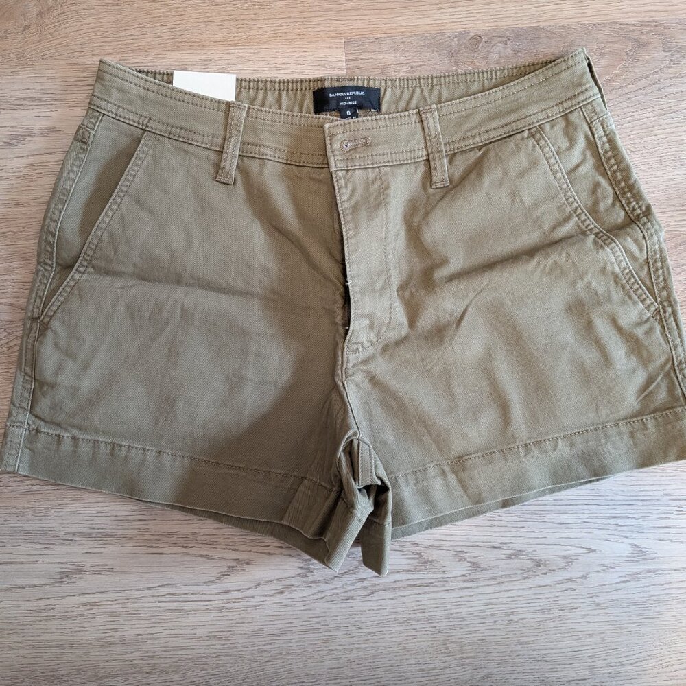 Banana Republic Chino Shorts